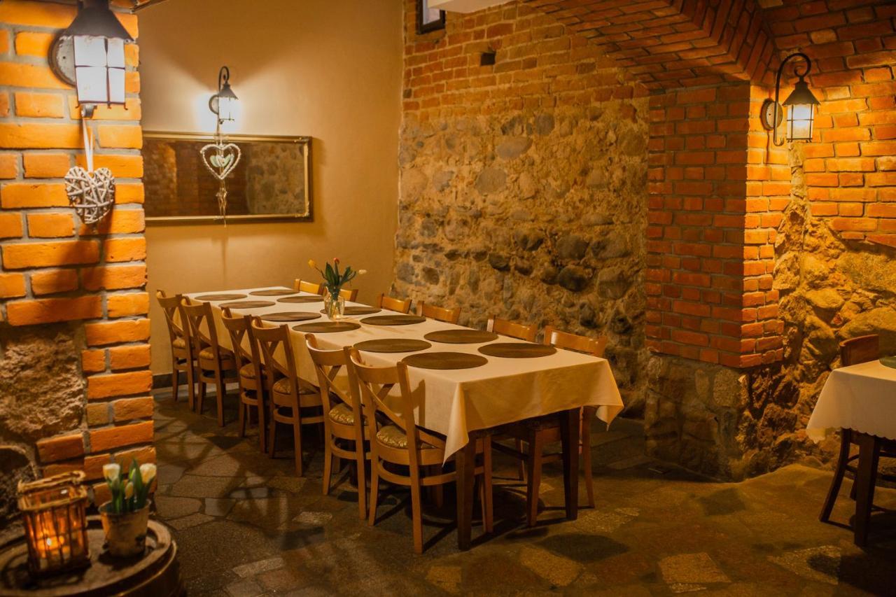 Hotel Przedzamcze Dzialdowo Ngoại thất bức ảnh