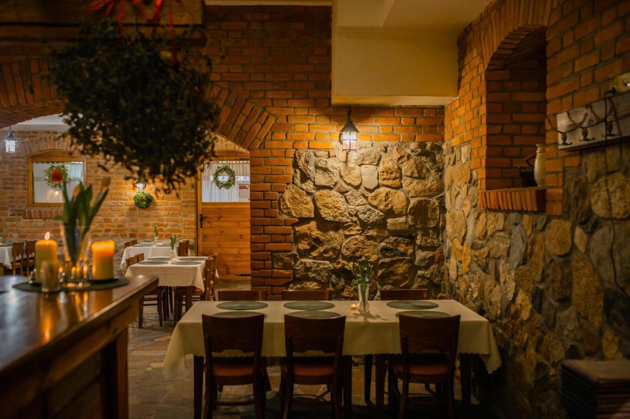 Hotel Przedzamcze Dzialdowo Ngoại thất bức ảnh