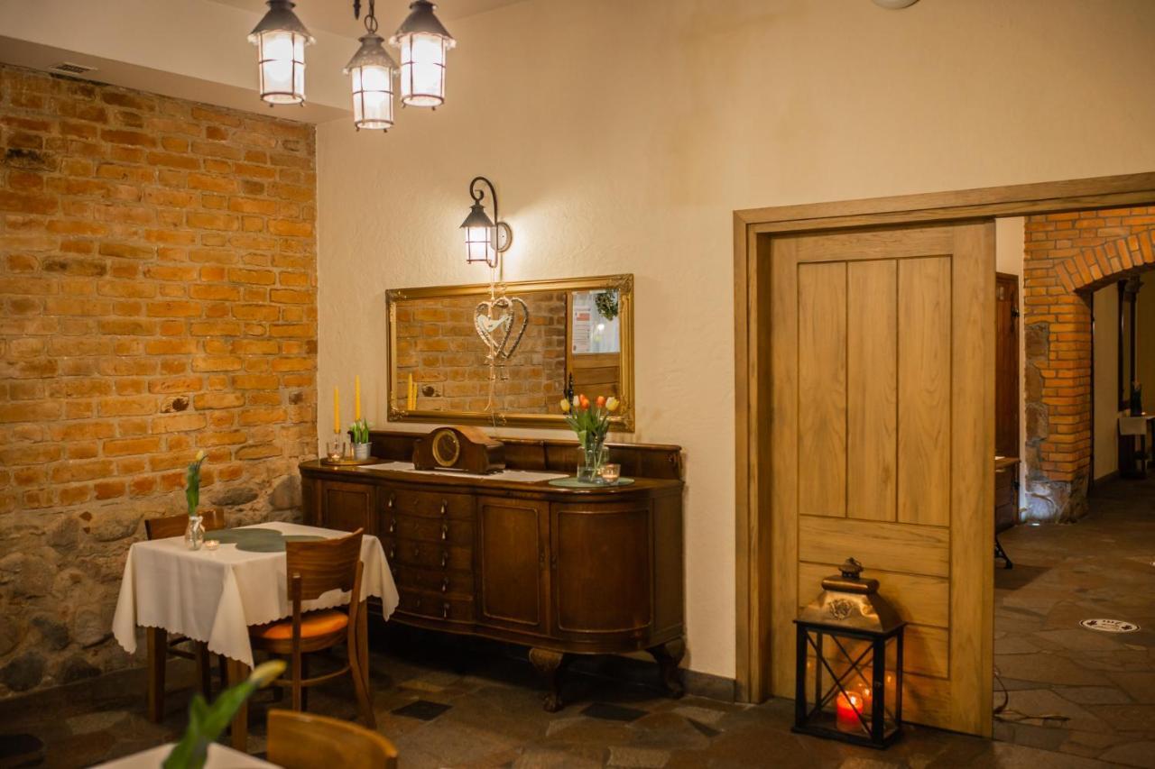 Hotel Przedzamcze Dzialdowo Ngoại thất bức ảnh