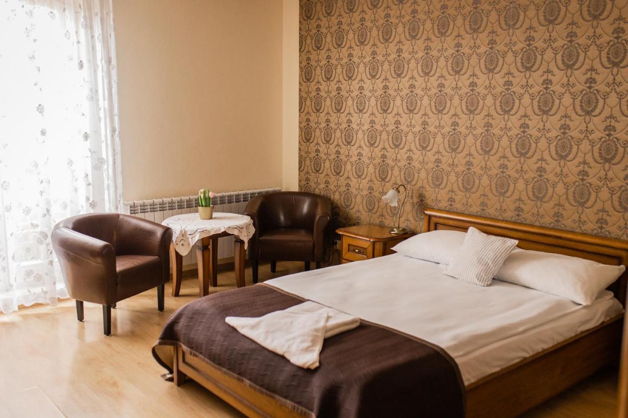 Hotel Przedzamcze Dzialdowo Ngoại thất bức ảnh