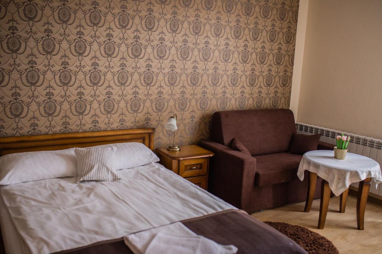 Hotel Przedzamcze Dzialdowo Ngoại thất bức ảnh